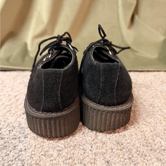 T.U.K Black Suede Viva Low Creeper - Picture 4 of 6